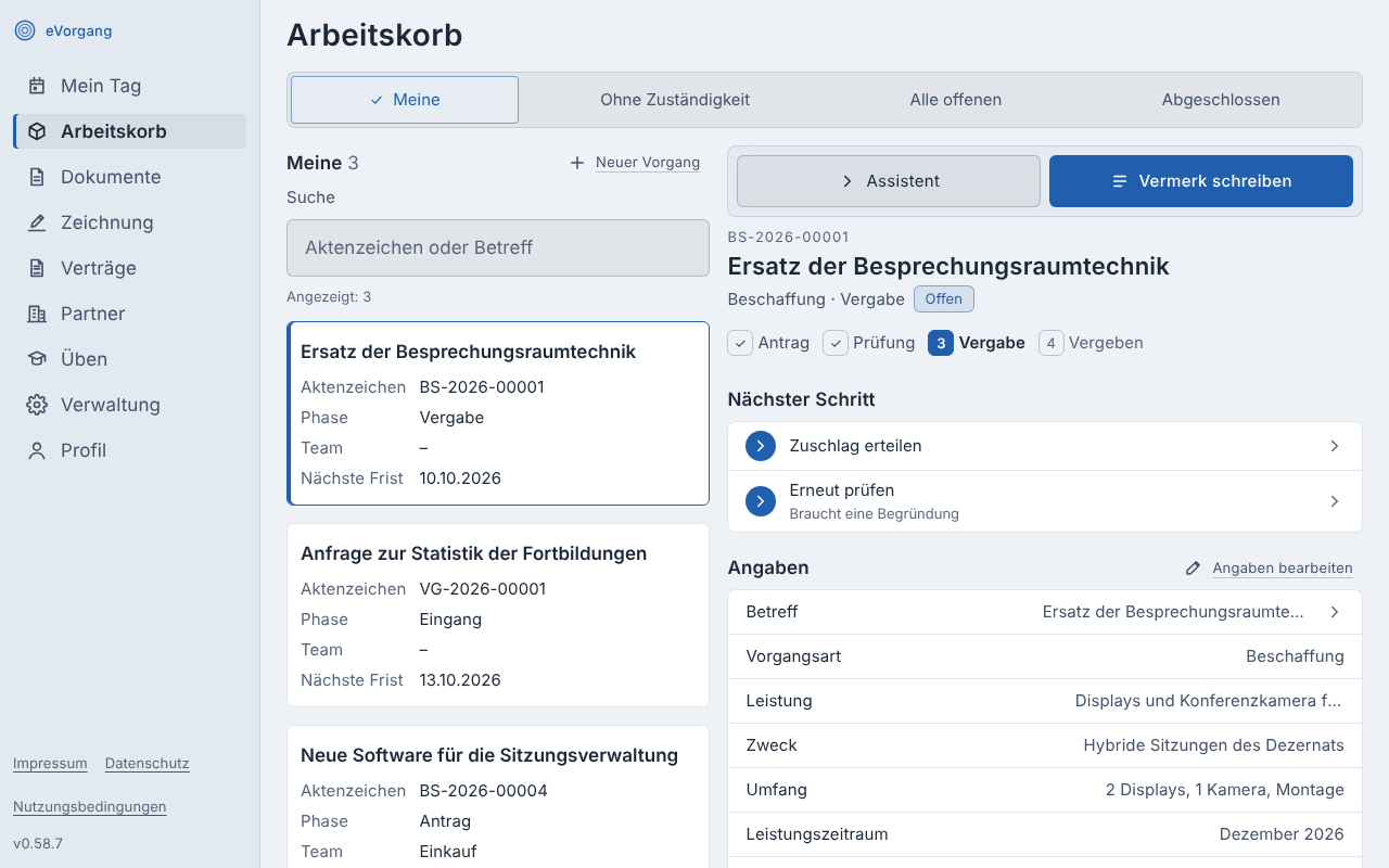 Arbeitskorb in eVorgang: links die eigenen Vorgänge als Karten, rechts die gewählte Akte mit Phasen und nächstem Schritt